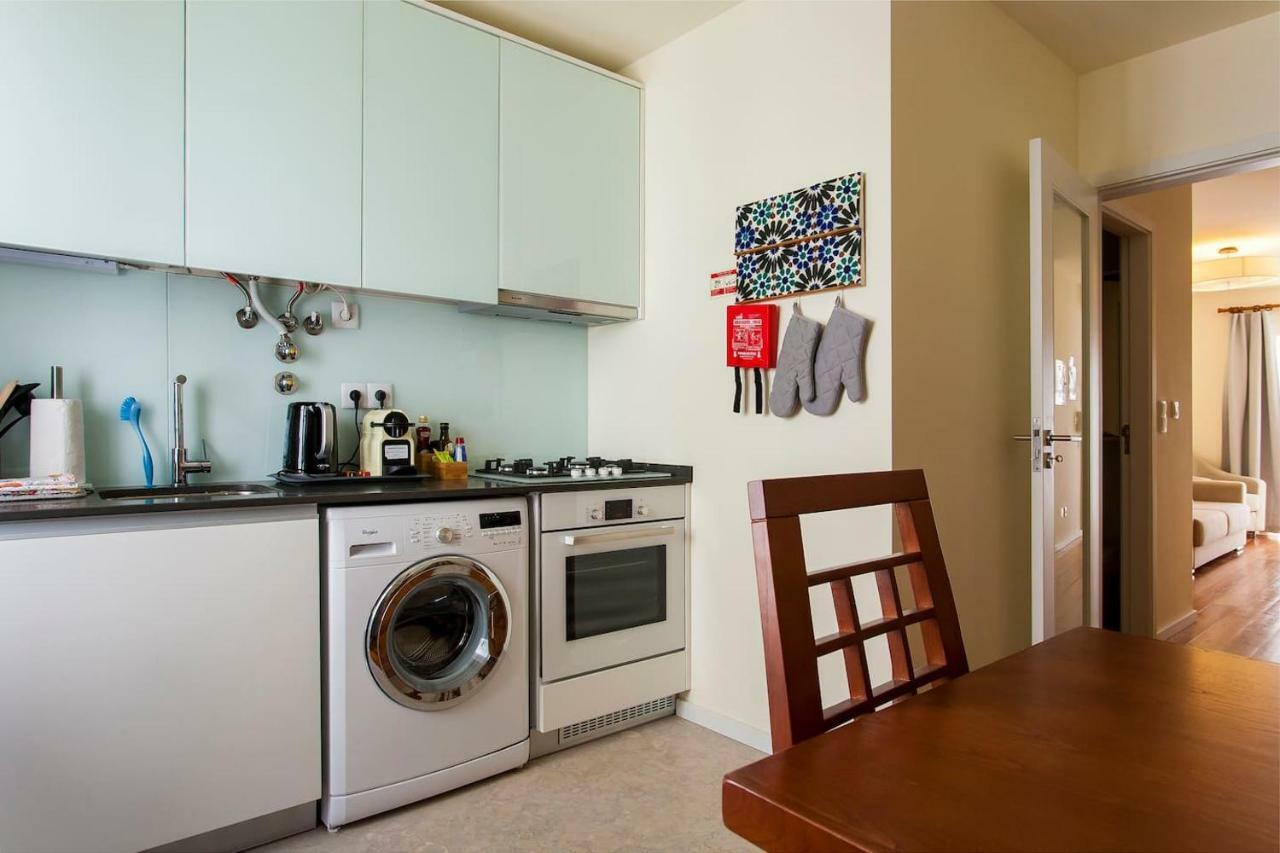Exquisit Flat Left Apartamento